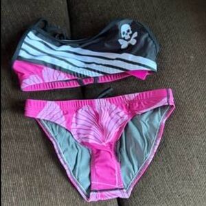 Betty Designs NWT Bikini Medium/Medium